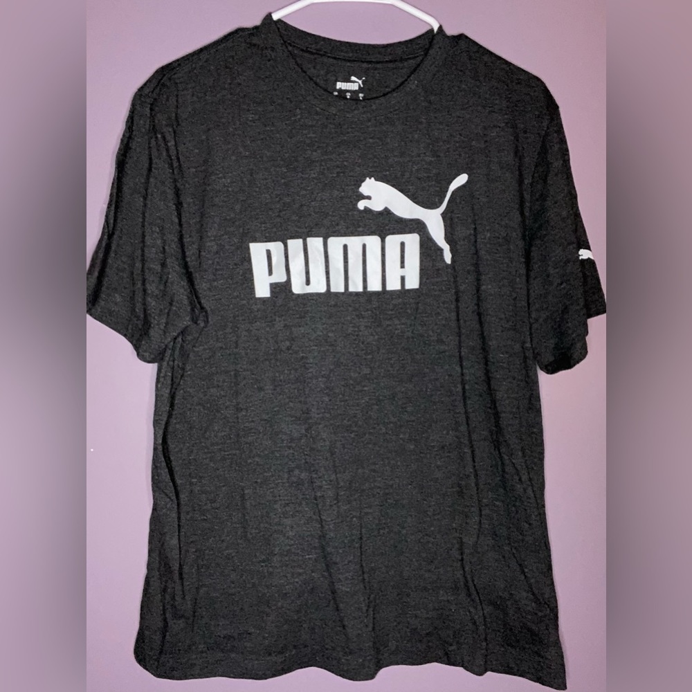 Puma tee shirt men Size Large